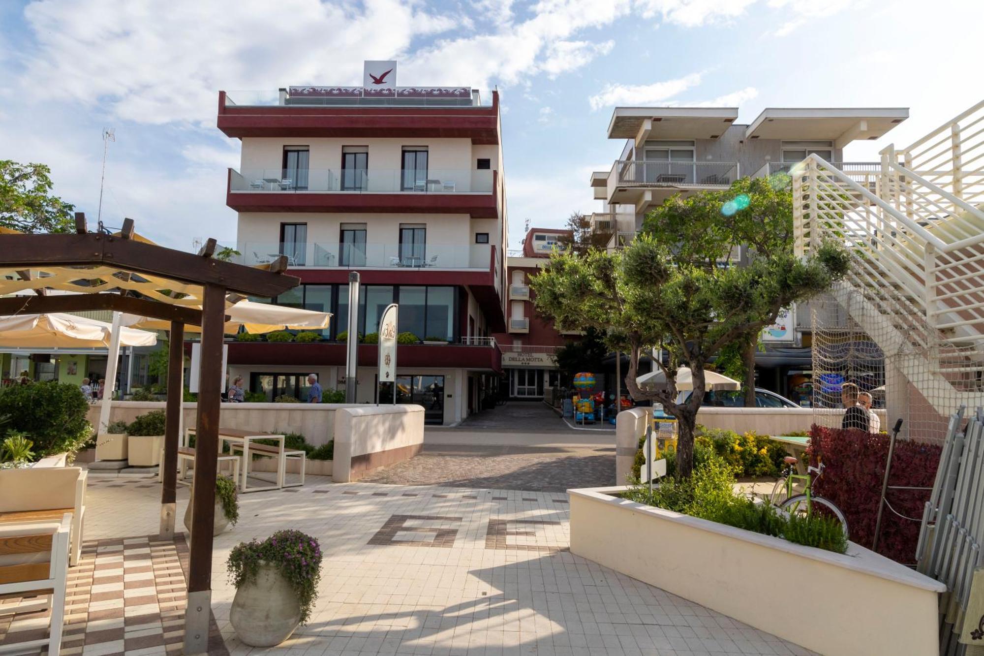 Hotel Della Motta Беллария-Иджеа-Марина Экстерьер фото