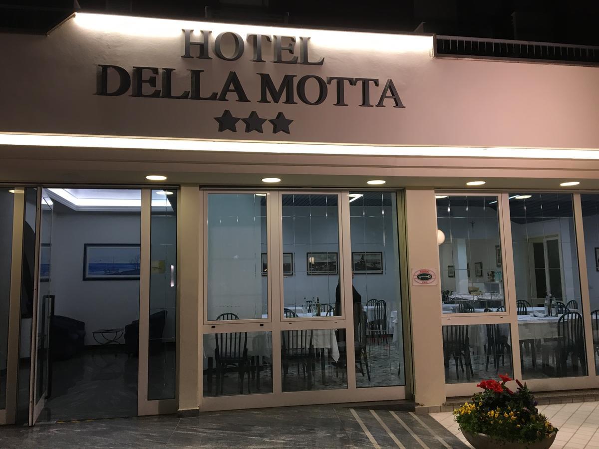 Hotel Della Motta Беллария-Иджеа-Марина Экстерьер фото