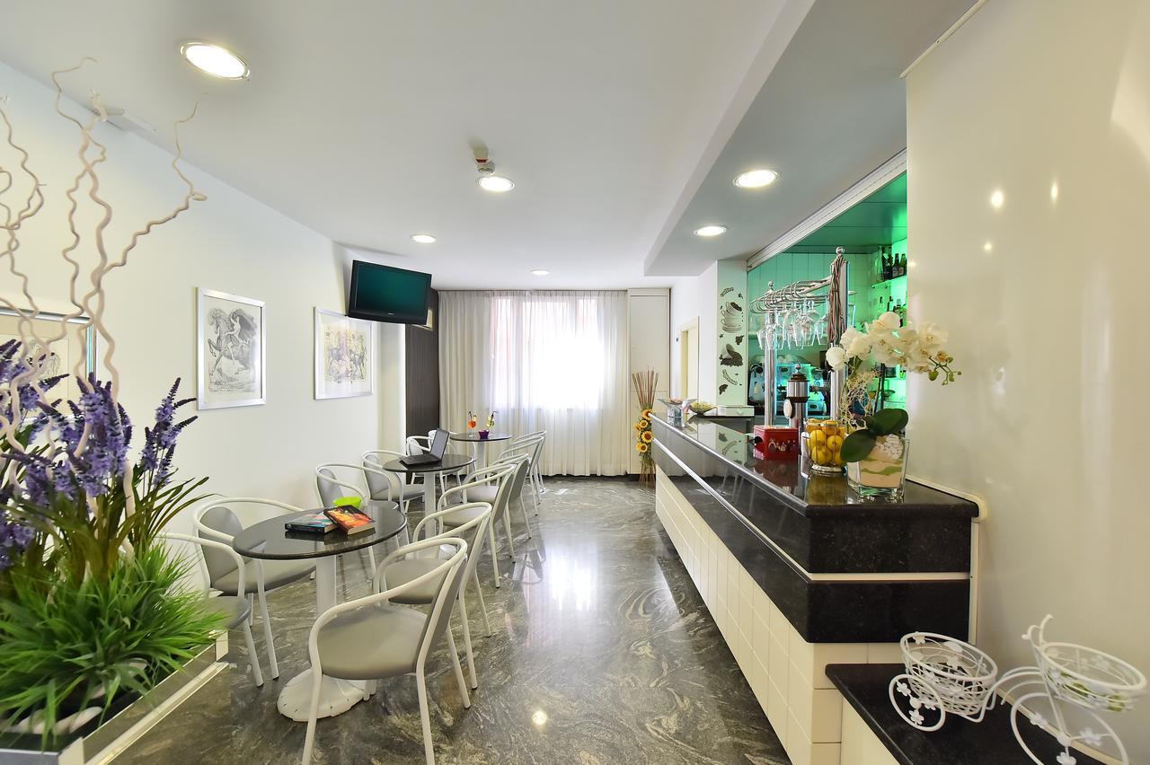 Hotel Della Motta Беллария-Иджеа-Марина Экстерьер фото